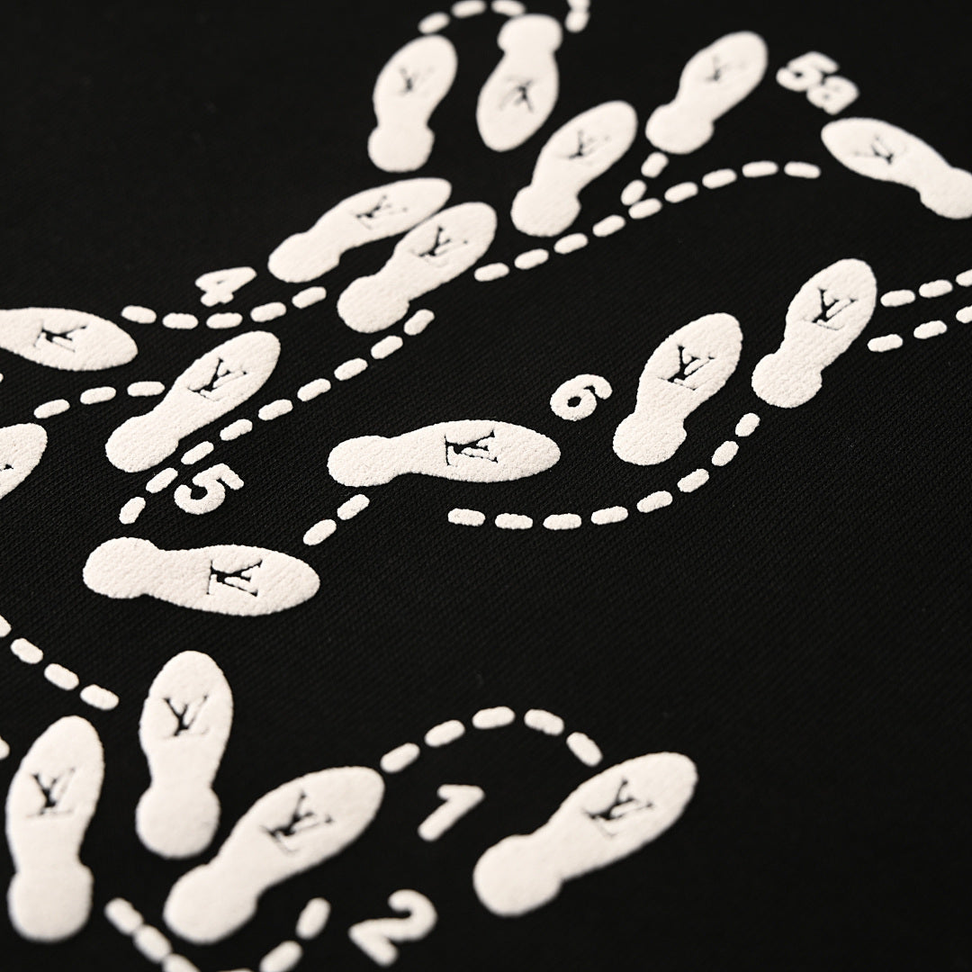 Louis Vuitton (LV) Employee-Exclusive Puff-Print Short-Sleeve T-Shirt - product image 4
