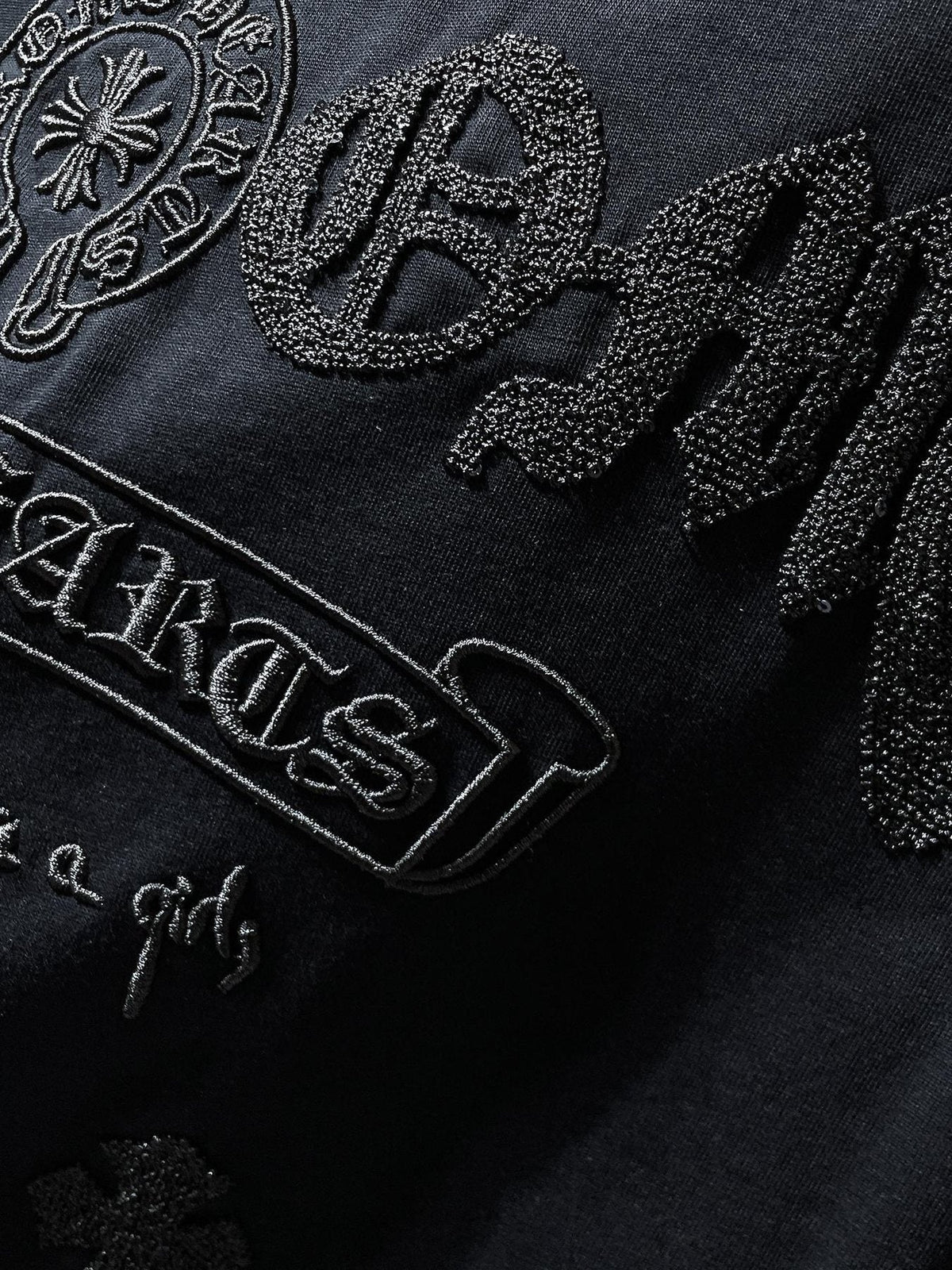 Chrome Hearts Horseshoe & Script Embroidered Graphic T-Shirt — detail