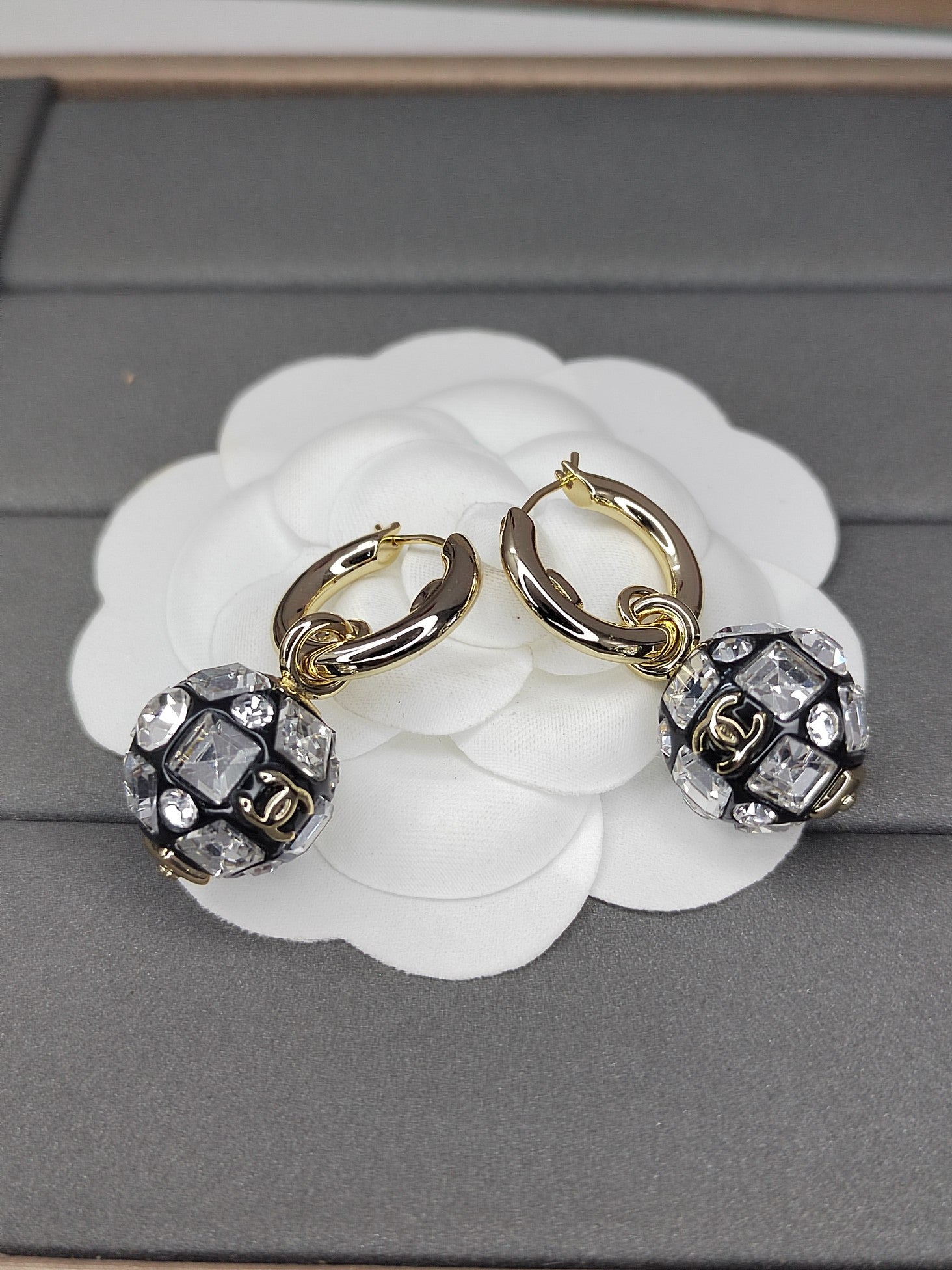 18K  Chanel Ball Crystals Earrings