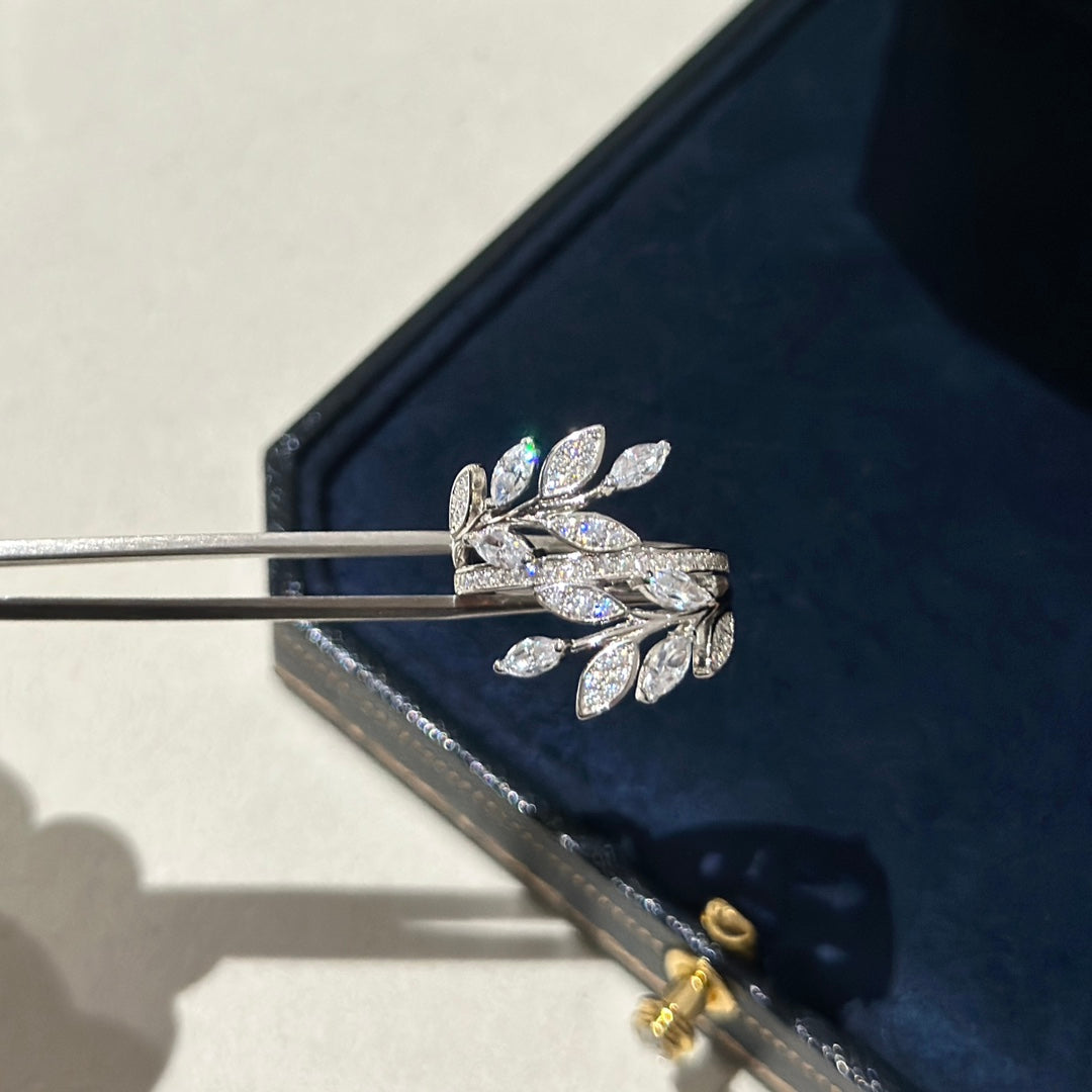 18K Tiffany Victoria Diamond Vine Bypass Ring