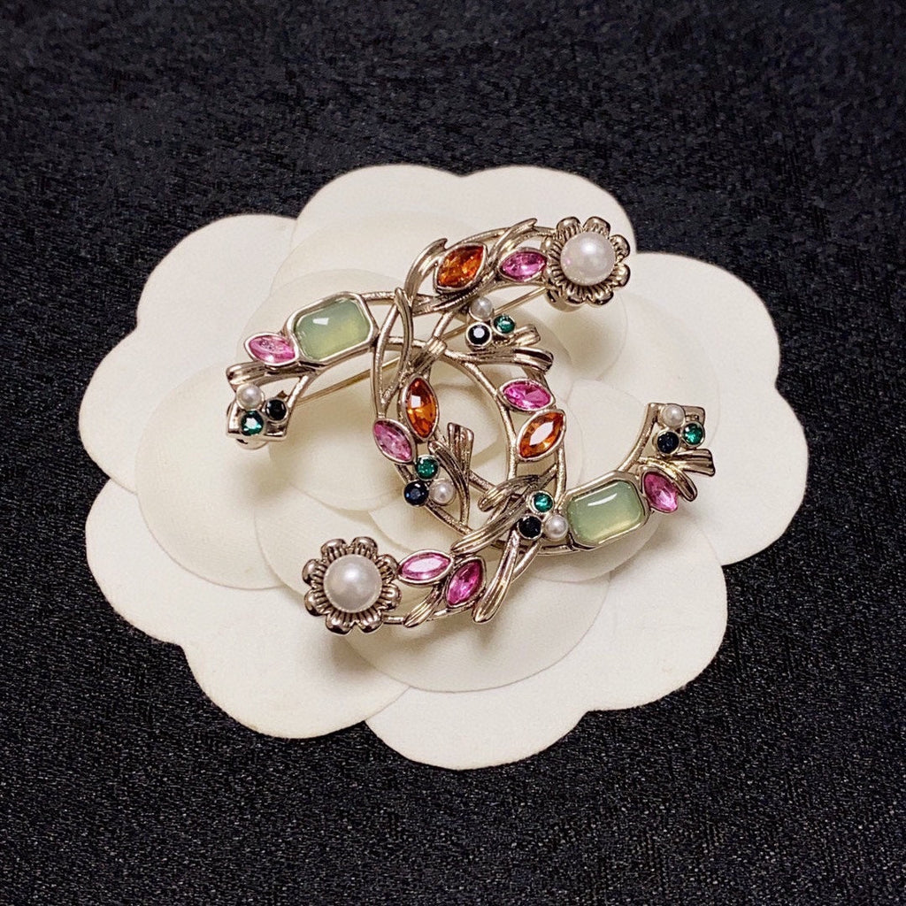 18K  Chanel Crystal Flower Brooch