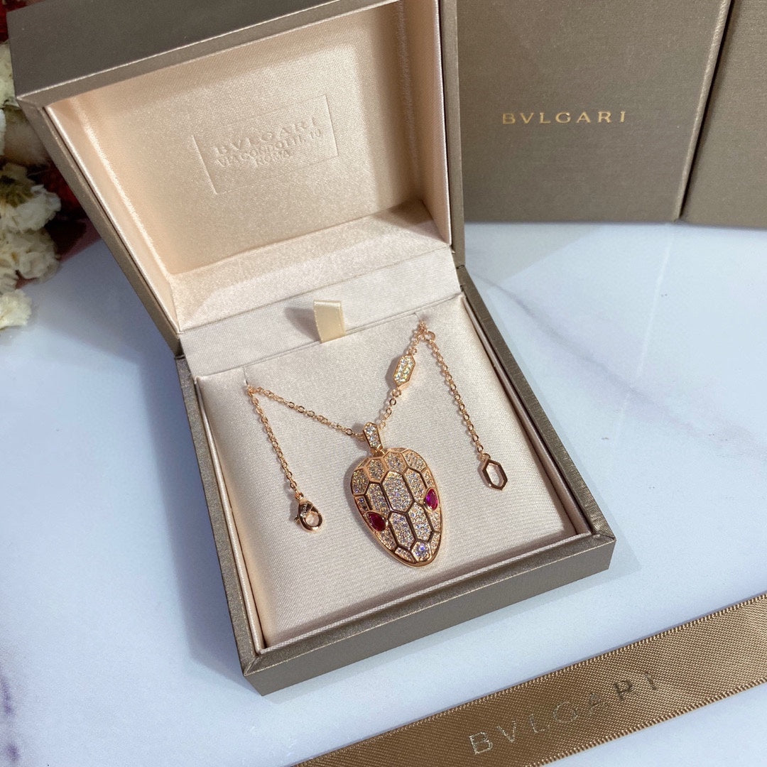 18K BVLGARI Serpenti Necklace