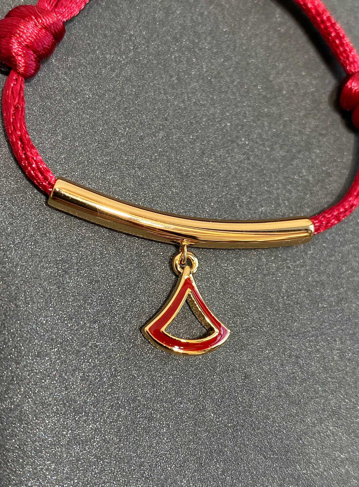 Bvlgari 1 Motif Lucky Red Bracelet Gold